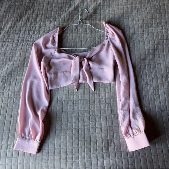 Crop top blouse - Picture 2 of 6